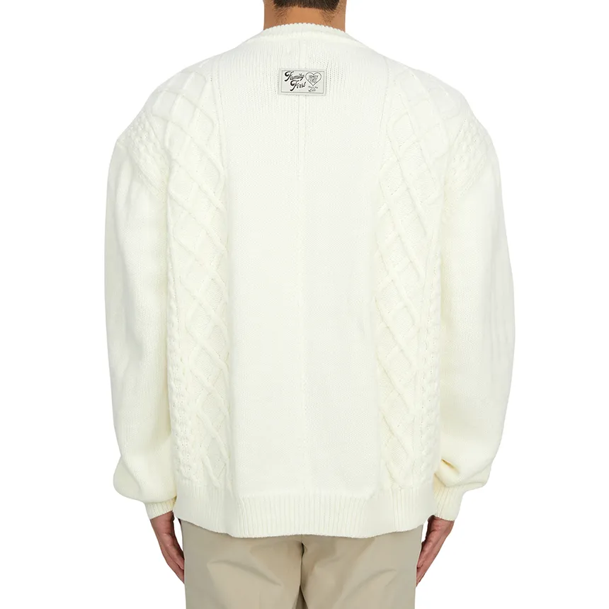 Round-Neck And Long-Sleeved Sweater