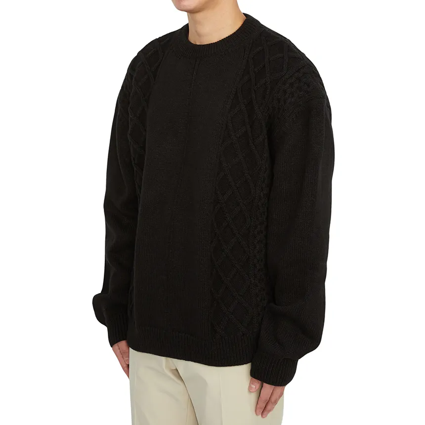 Round Neck Long-Sleeved Sweater