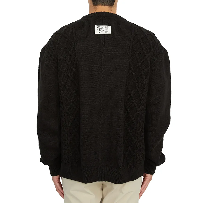 Round Neck Long-Sleeved Sweater