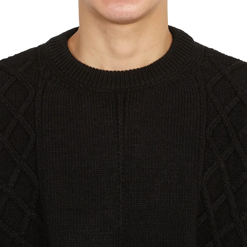 Round Neck Long-Sleeved Sweater