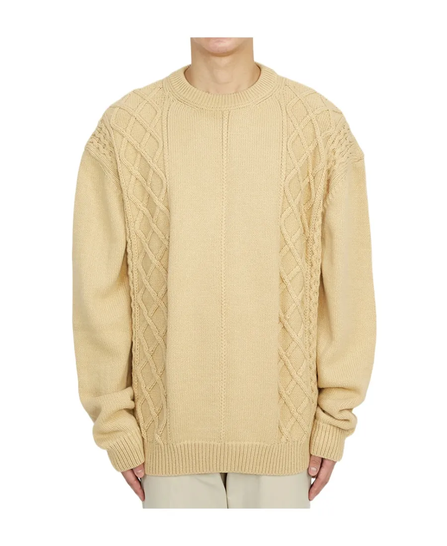 Round Neck Long-Sleeved Sweater