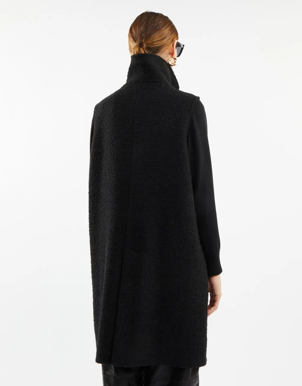 Ganci-Detail Textured-Finish Gilet