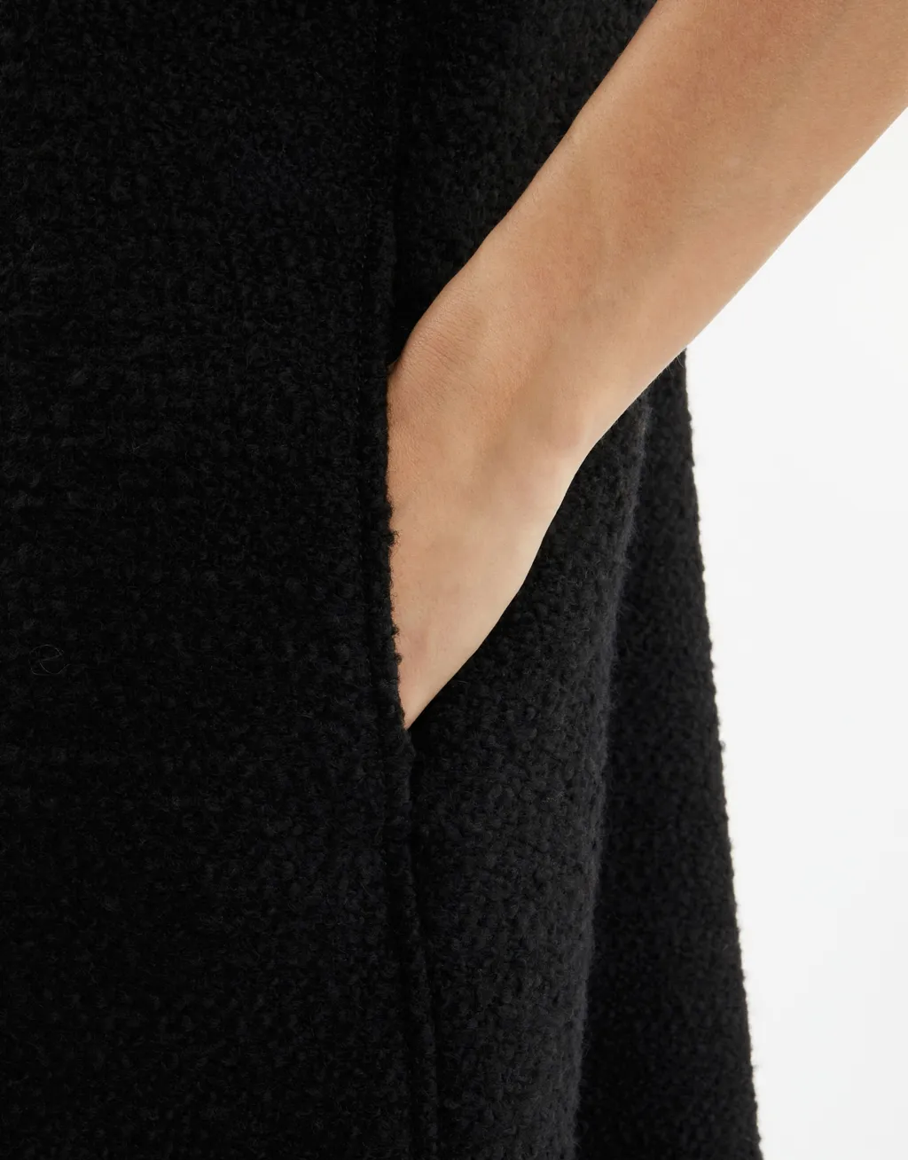 Ganci-Detail Textured-Finish Gilet