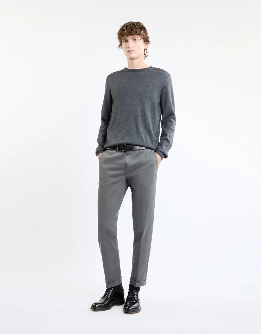 Long-Sleeved Round-Neck Jumper