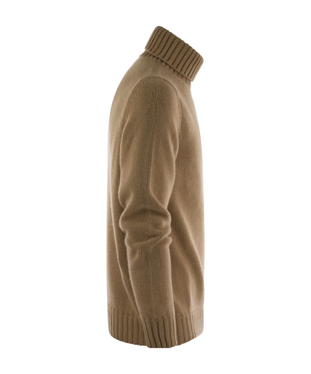 Ribbed Turtleneck Knitwear