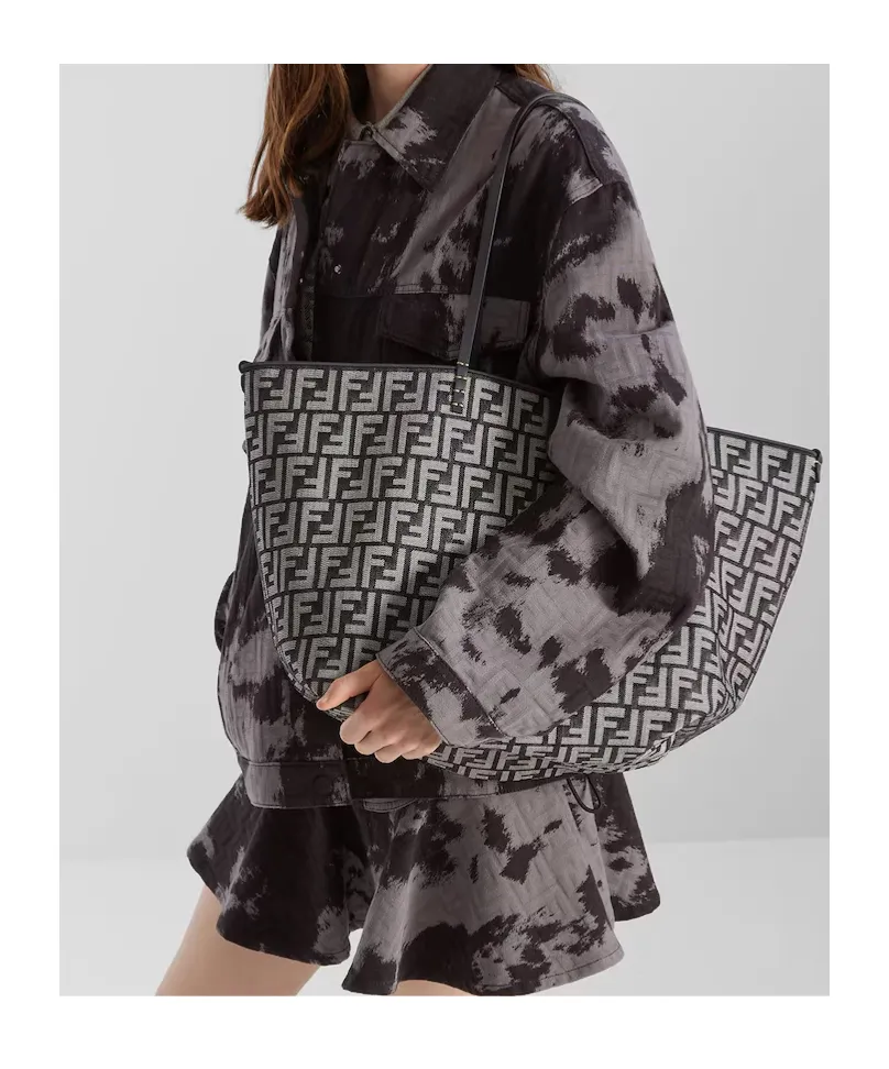 Large Roll Ff-Jacquard Tote Bag
