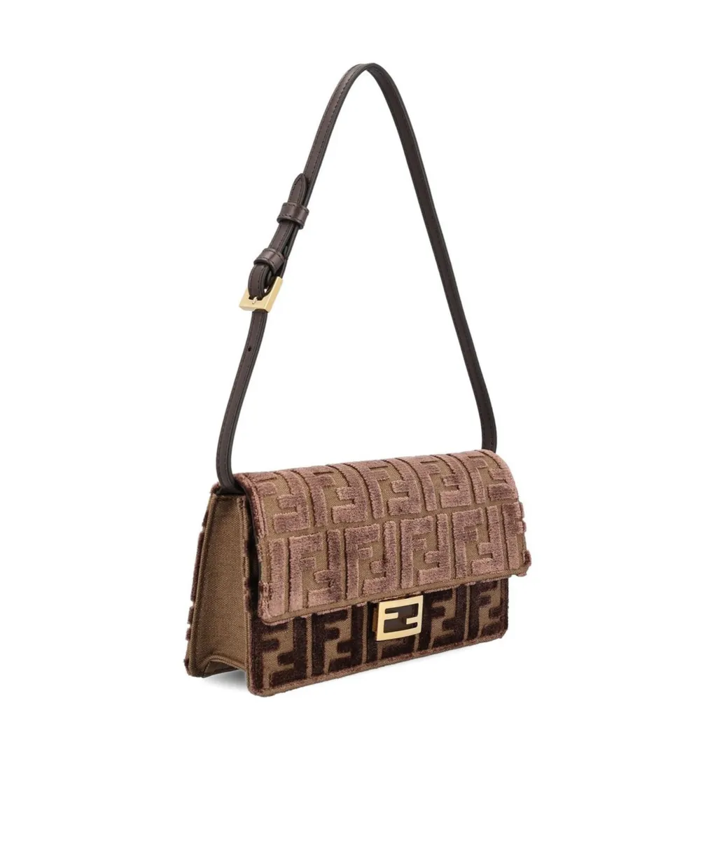 Baguette Ff Chained Compact Wallet