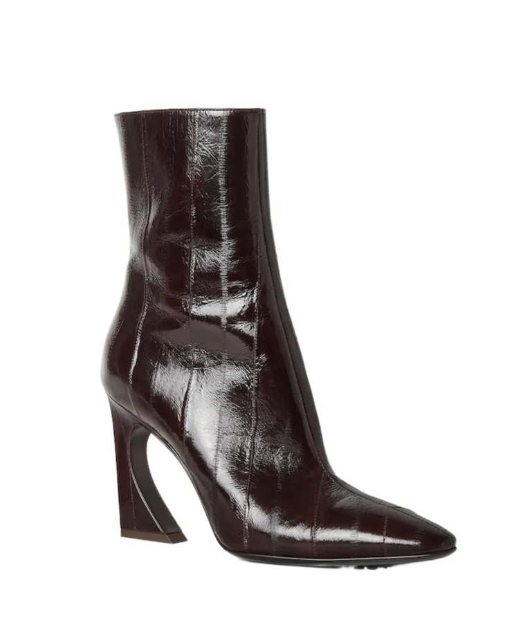 Arco Pointed-Toe Ankle Boots
