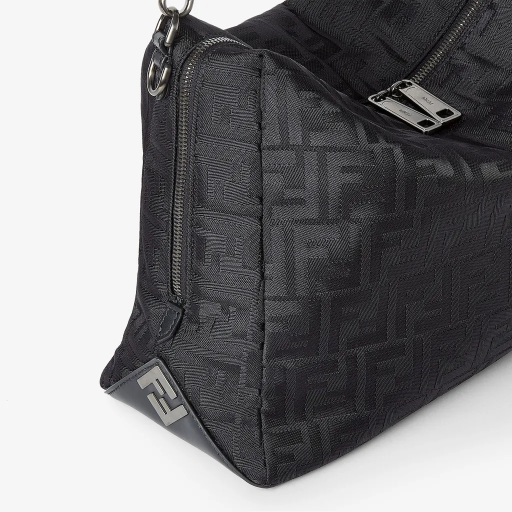 Lui Large Shoulder Bag