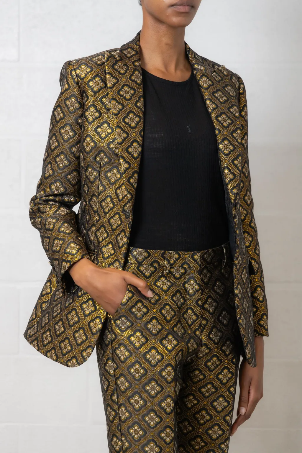 Long Sleeved Suit Jacket