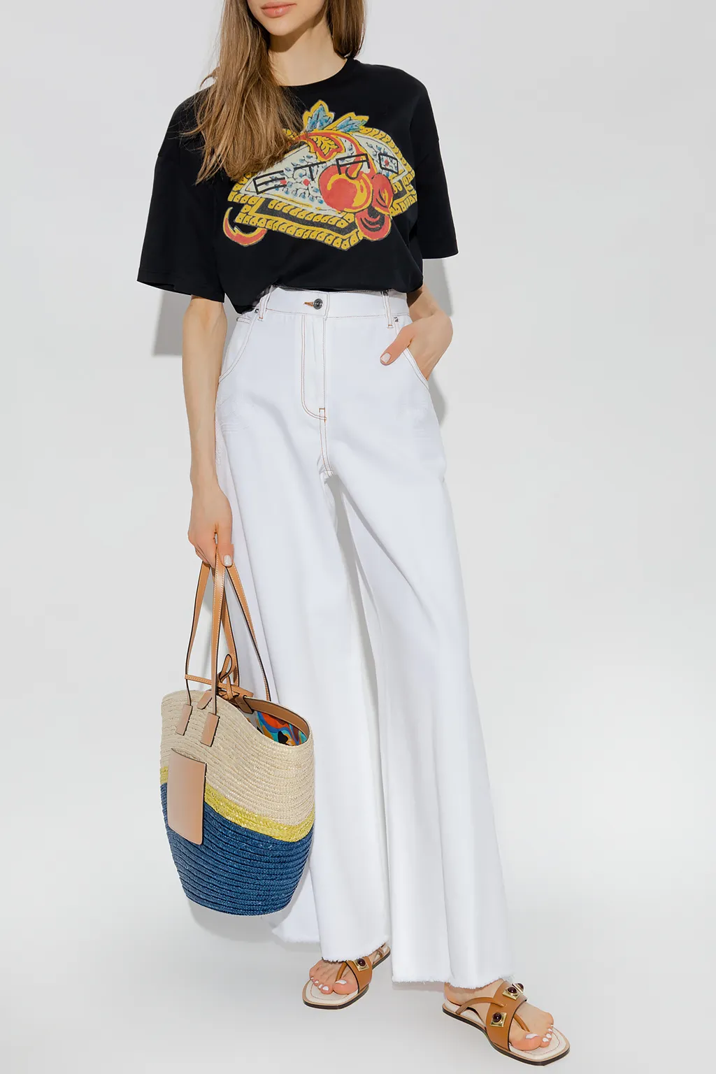 T-Shirt With Round Neck And Short Sleeves
