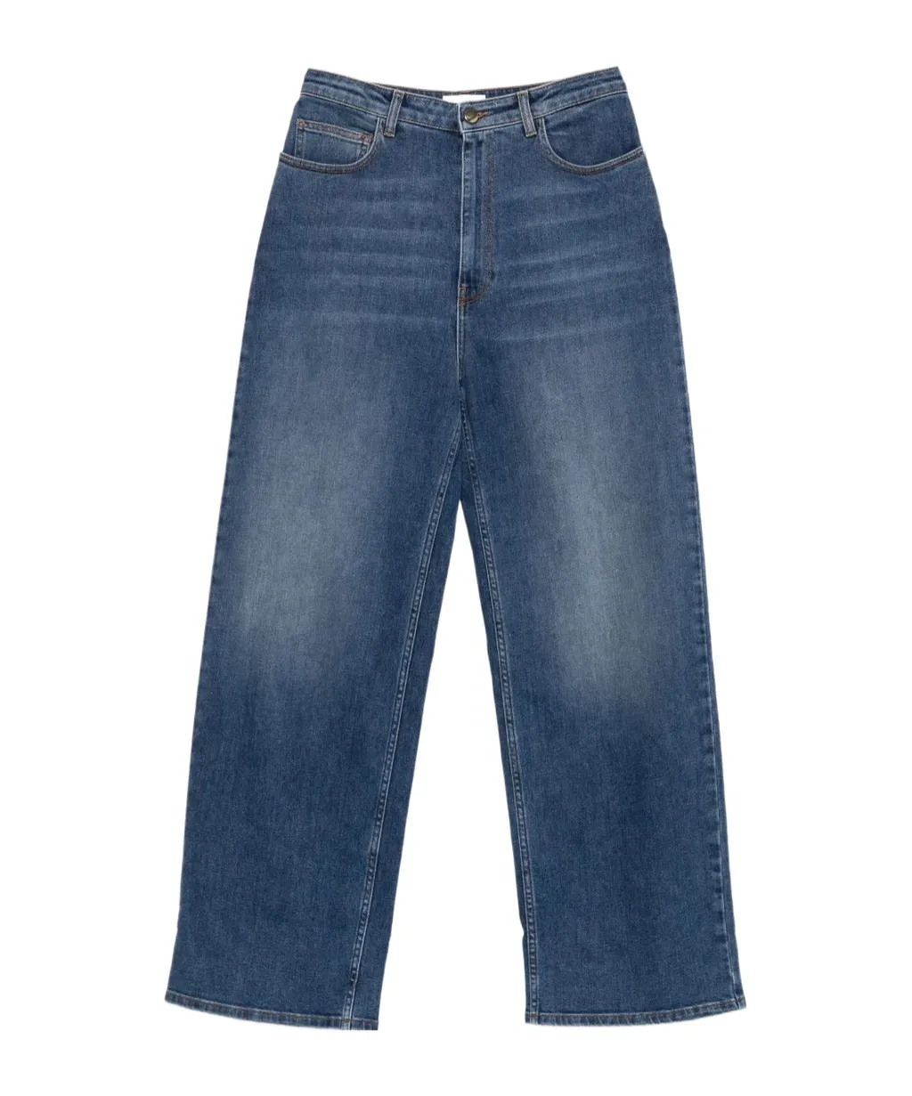 Wide-Leg Jeans