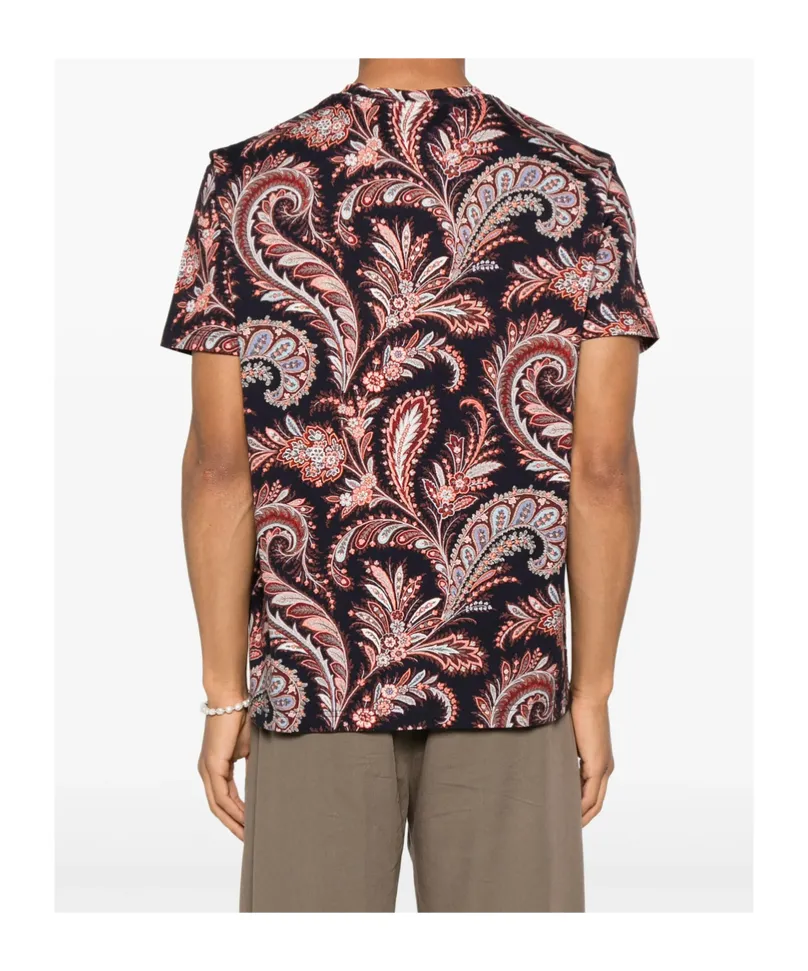 Short-Sleeved T-Shirt