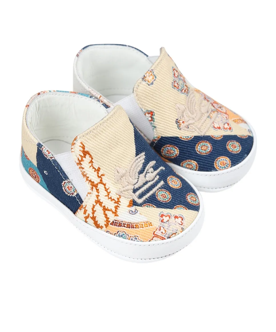 Casual Shoes