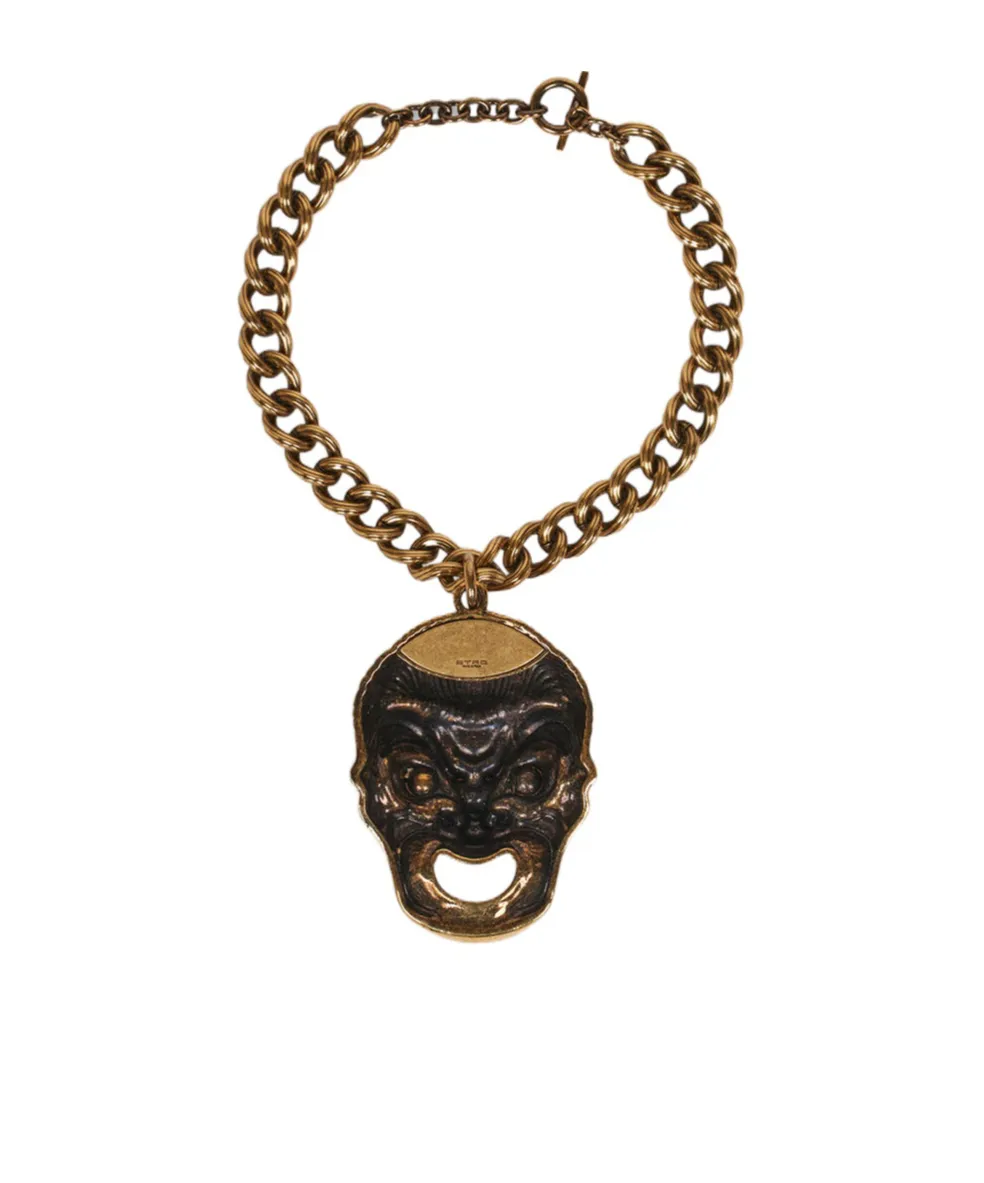 Oversized Pendant Chain-Linked Necklace