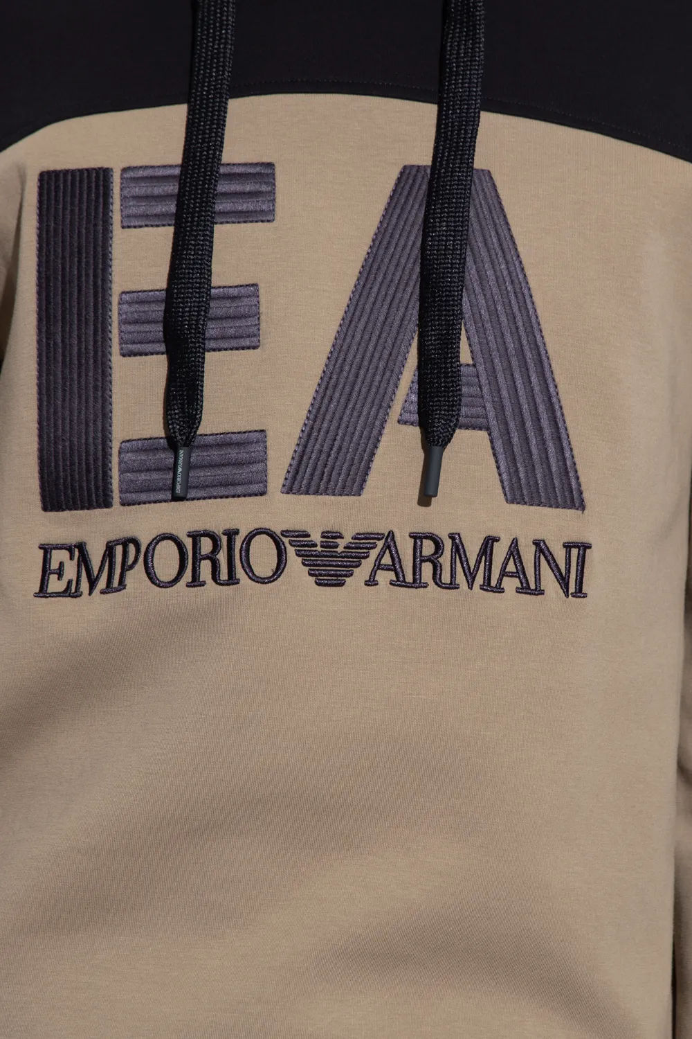Logo-Embroidered Colour-Block Hoodie