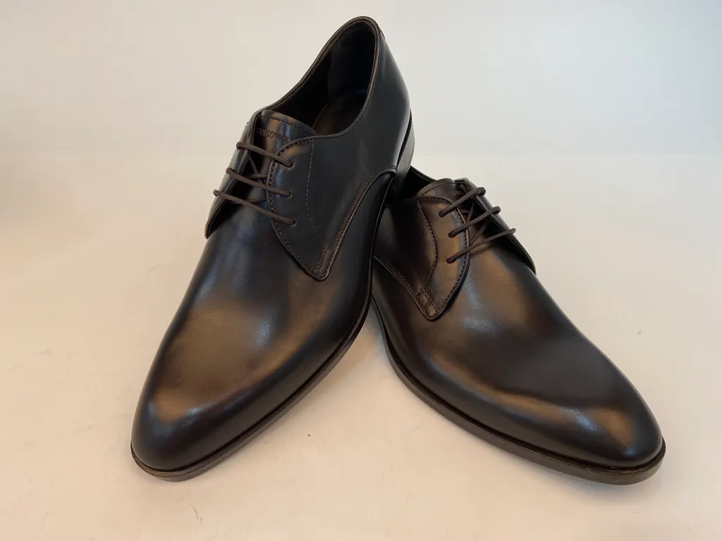 Logo Details Business Casual Shoes