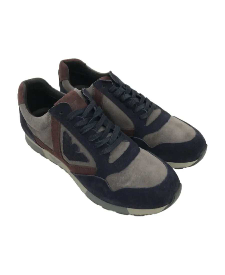 Logo Details Casual Sneakers