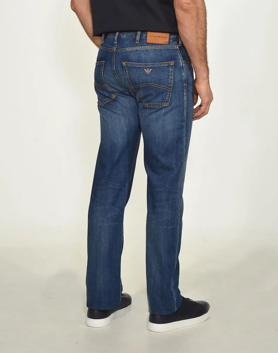 Straight Jeans