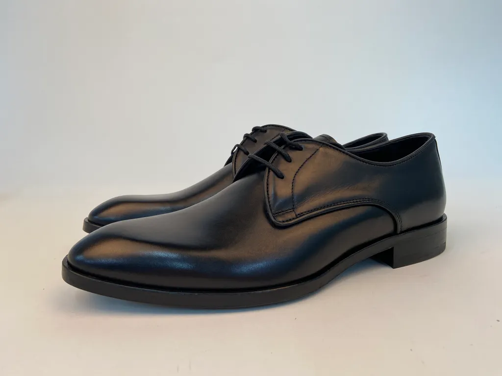 Logo Business Casual Shoes