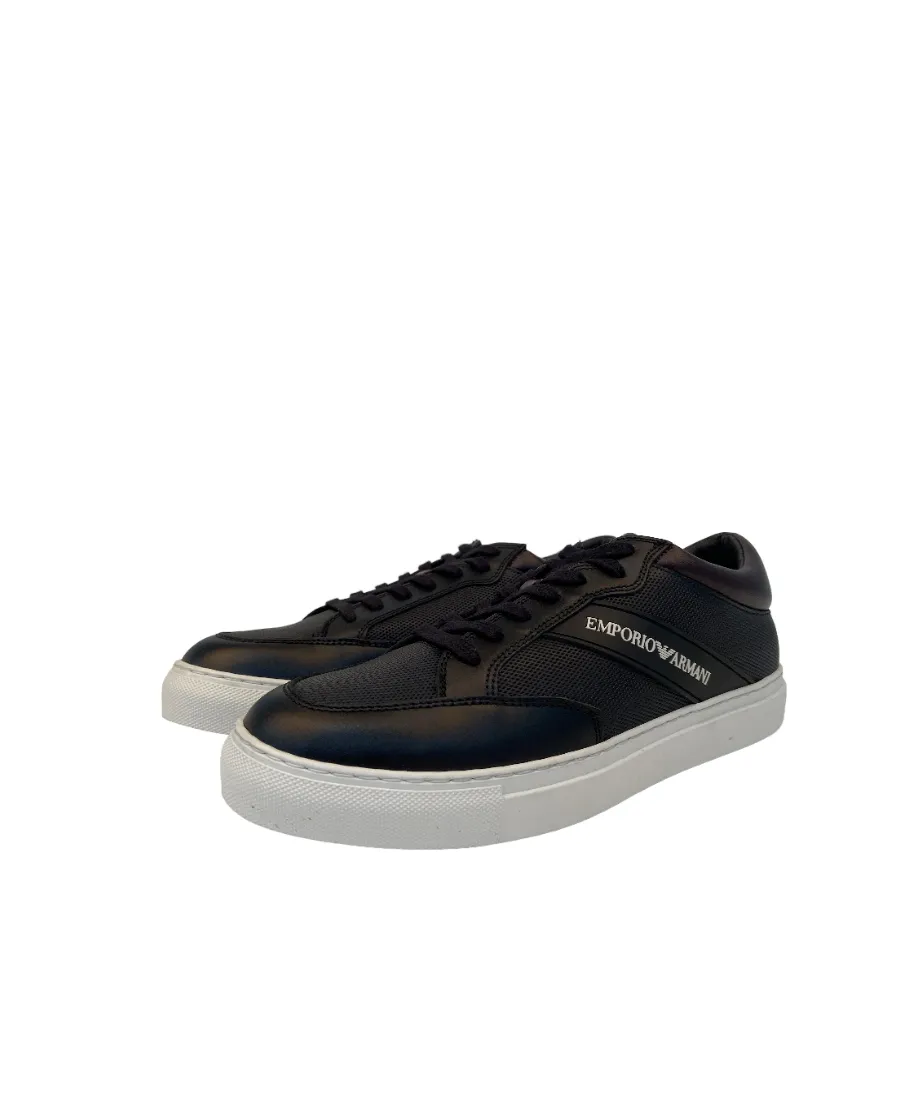 Logo Details Casual Sneakers