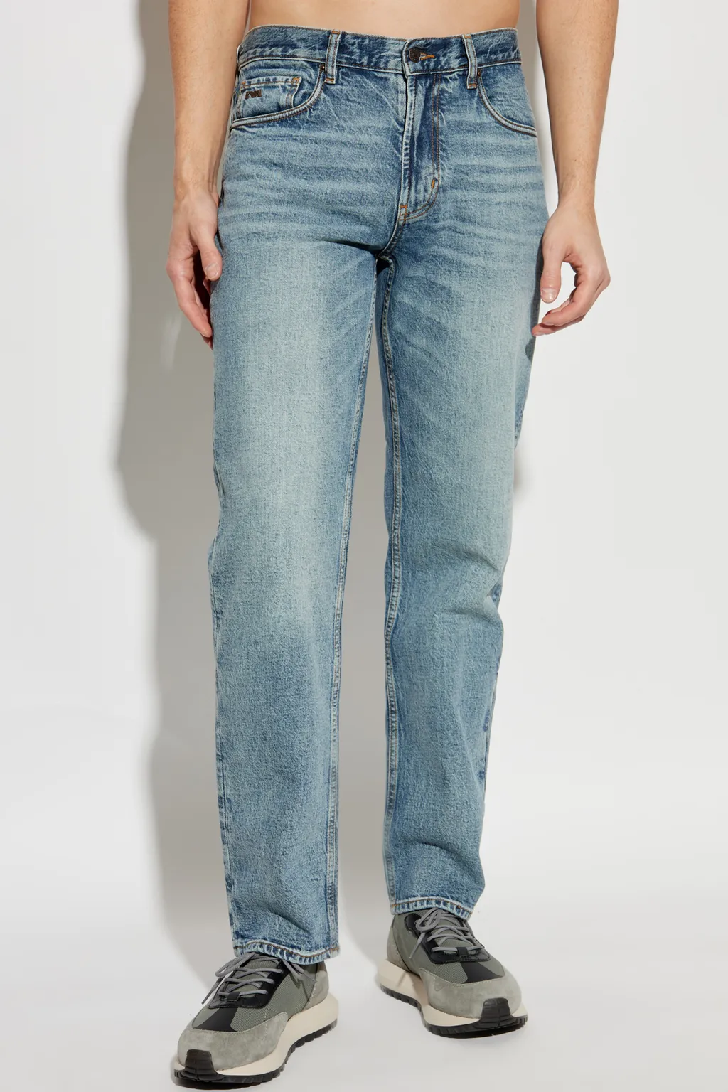 Jeans With Tapered Legs