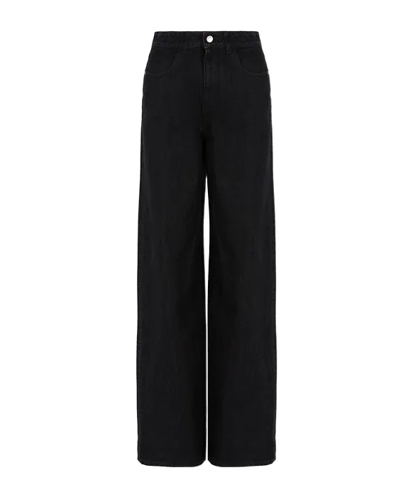 Wide-Leg Jeans