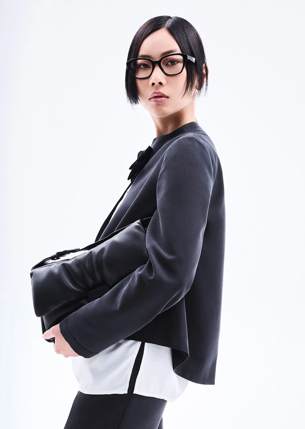 Logo-Plaque Leather Shoulder Bag