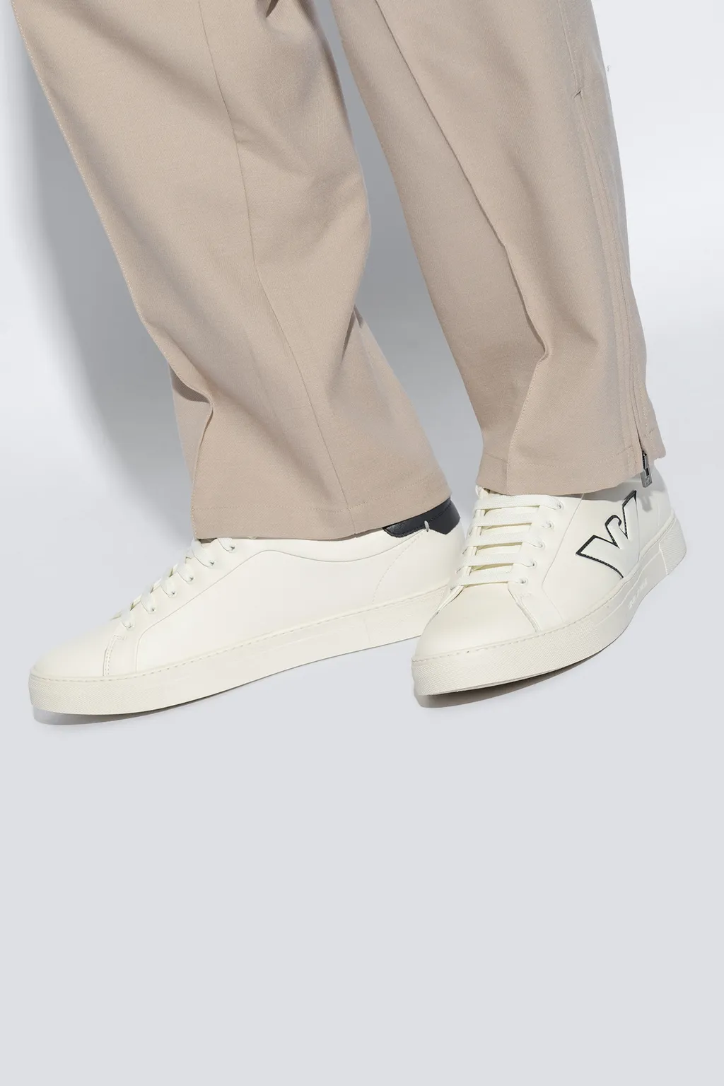 Logo-Patch Low-Top Sneakers
