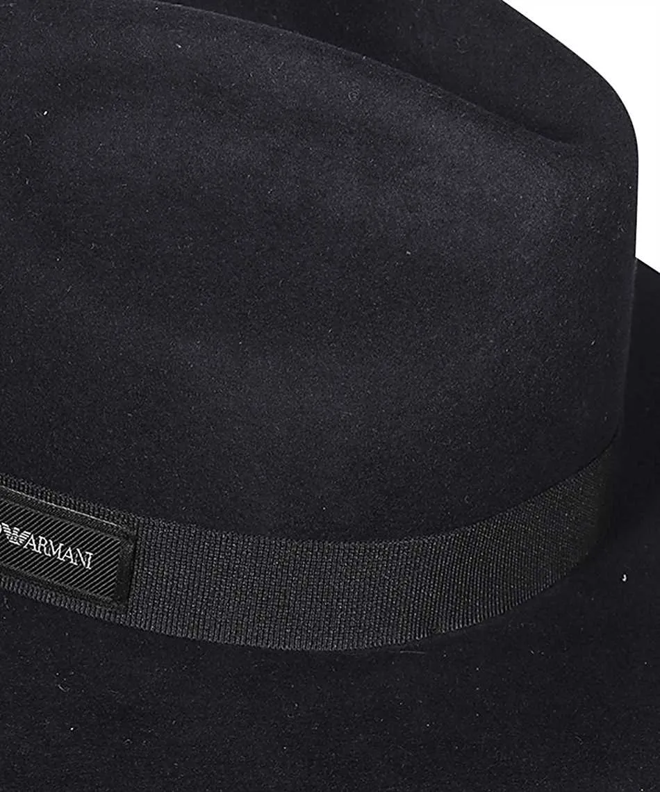 Logo Hat