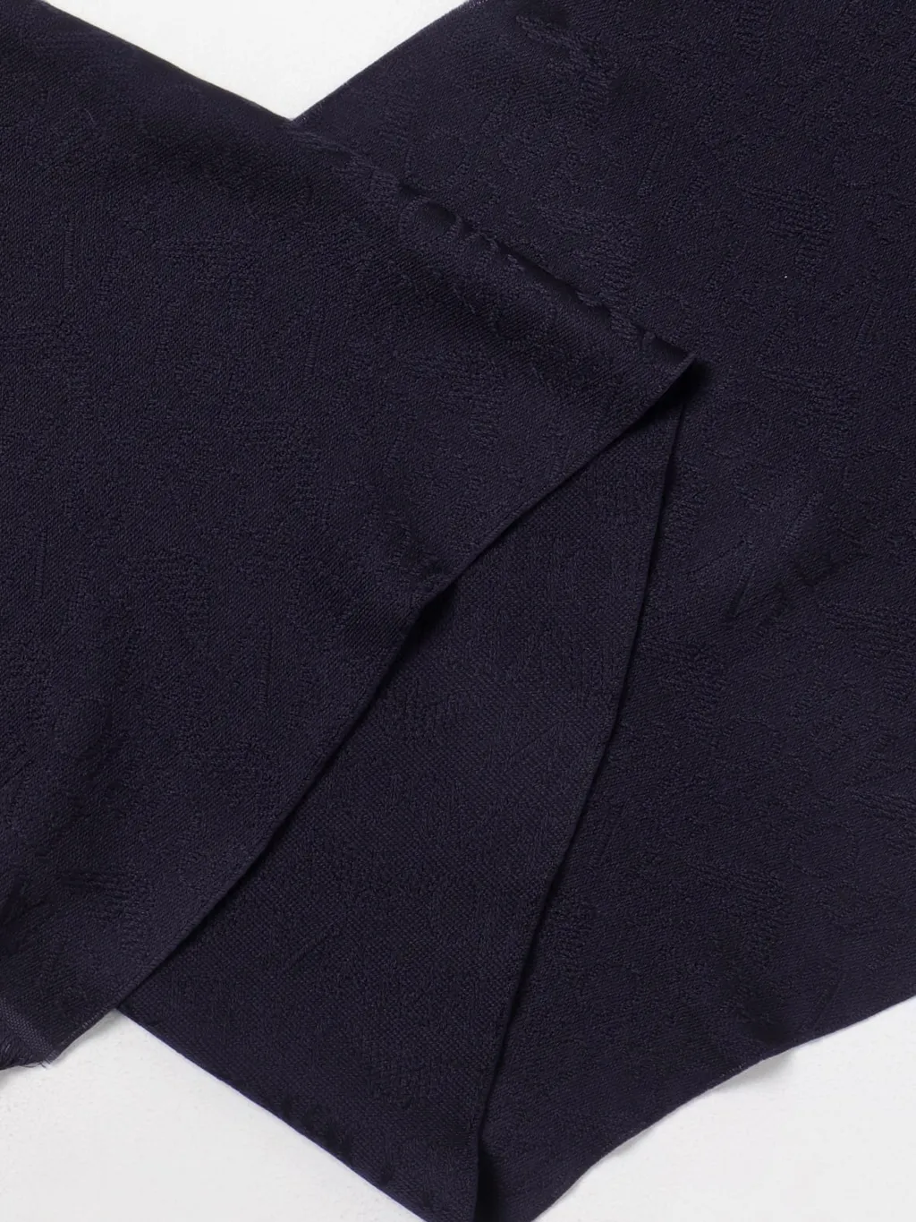 Logo Scarf
