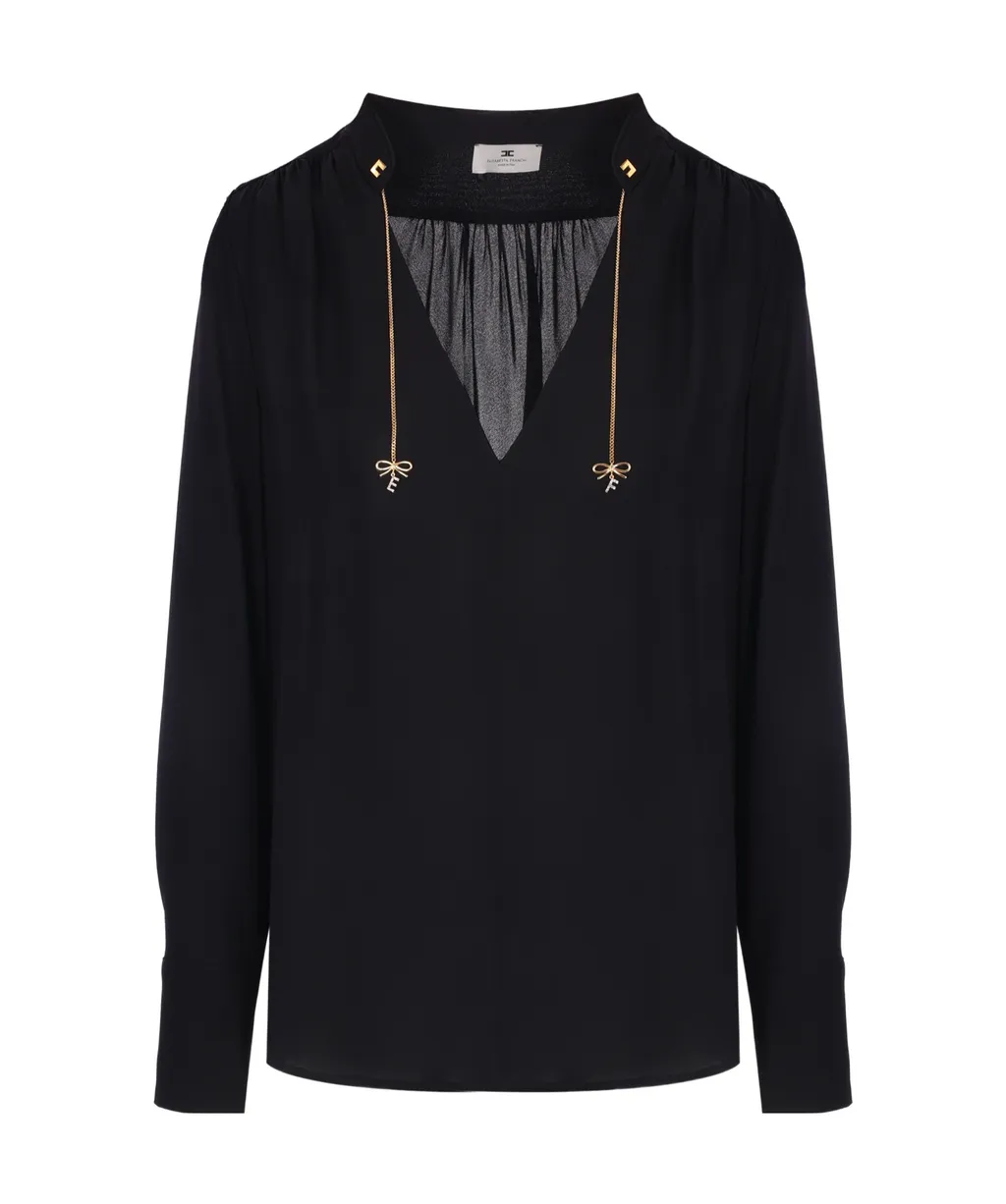 Logo Pendant V-Neck Shirt