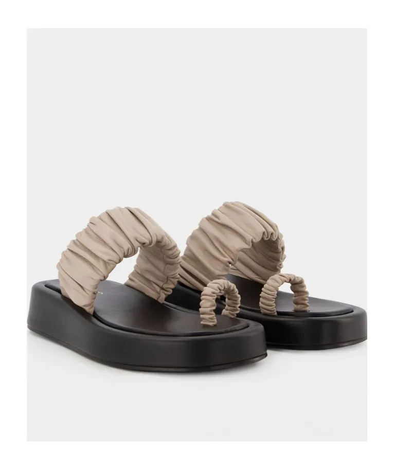 Amor Platform Sandals