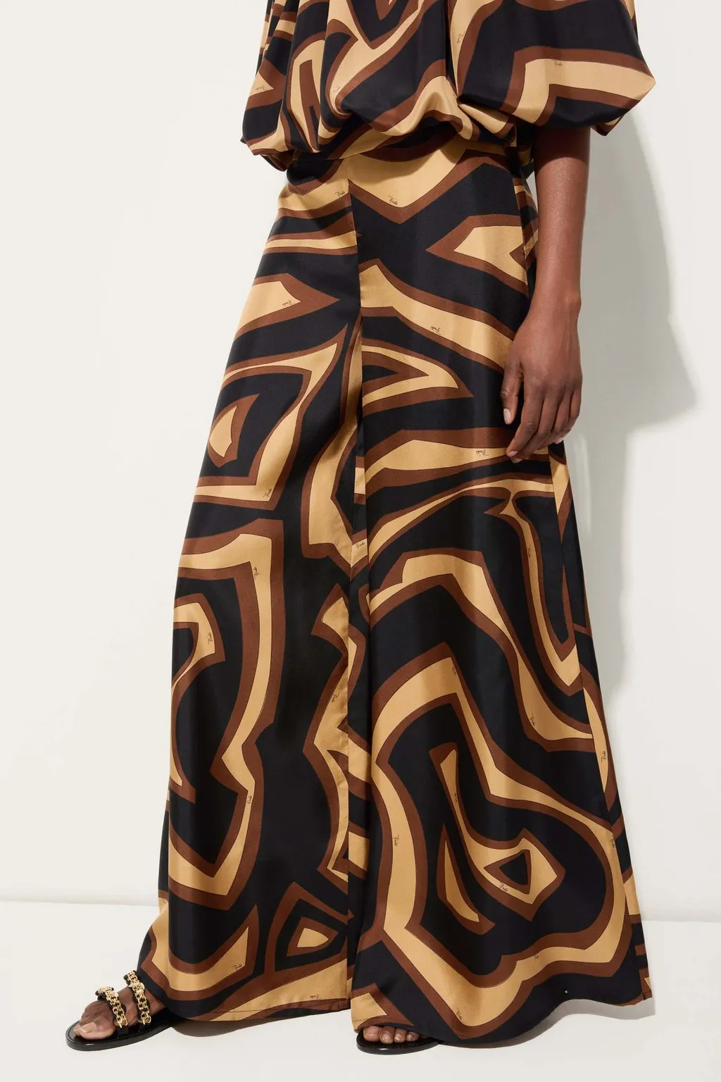 Graphic Printed Wide-Leg Pants