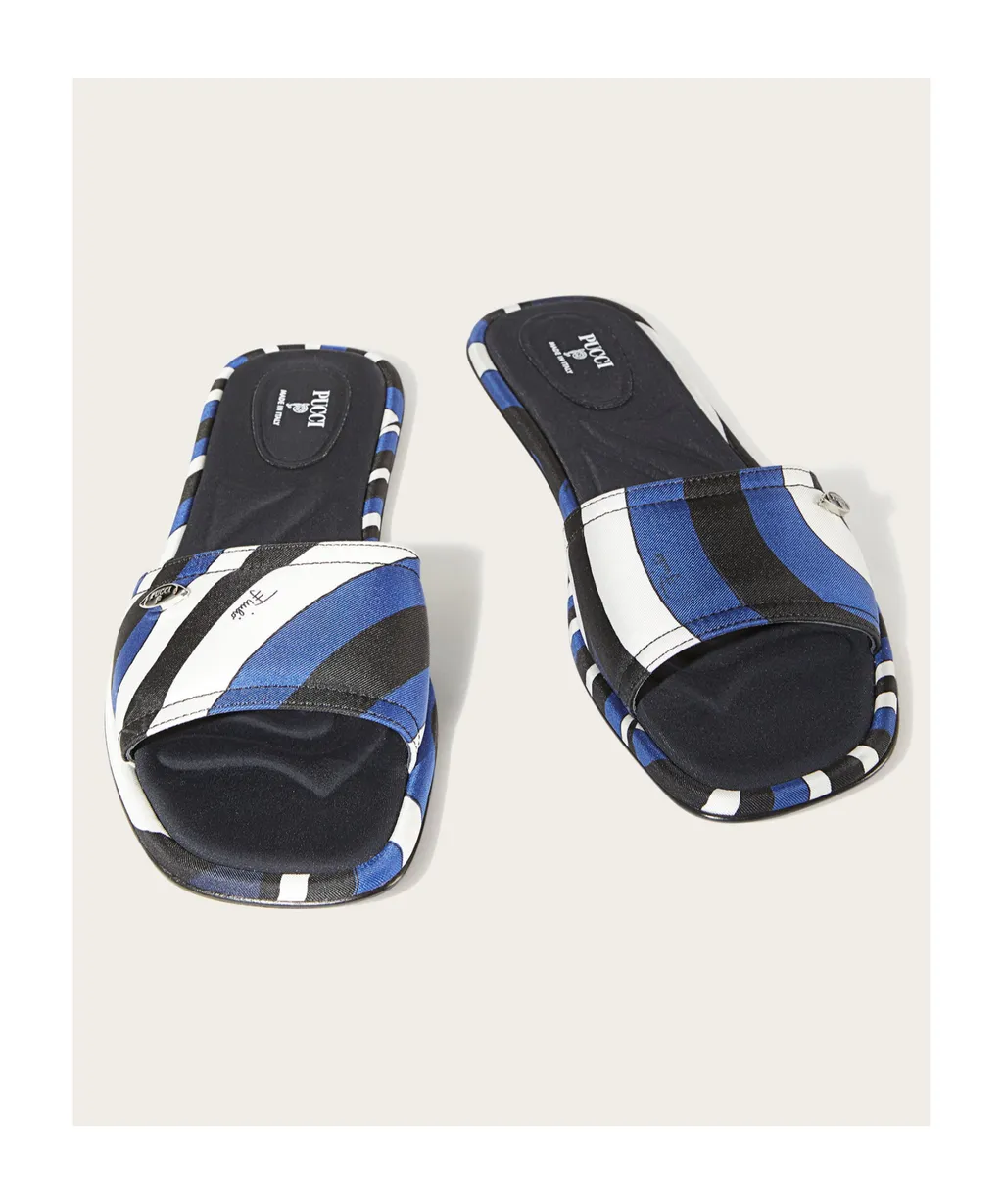 Yummy Logo Plaque Sandals