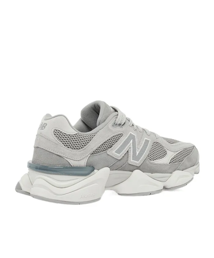 9060 Logo-Detail Sneakers
