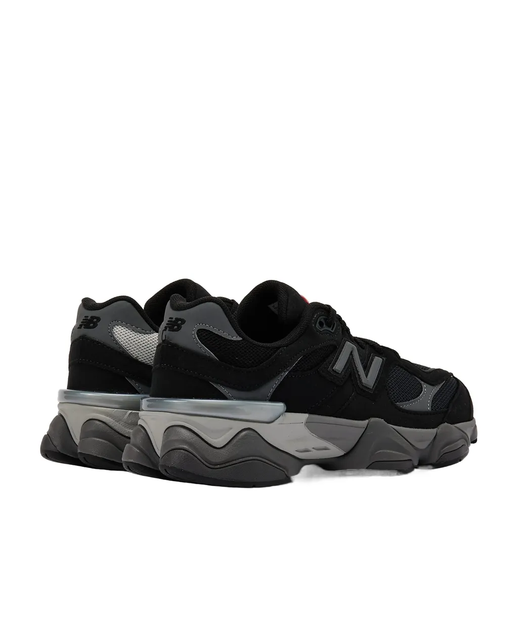 9060 Lace-Up Sneakers