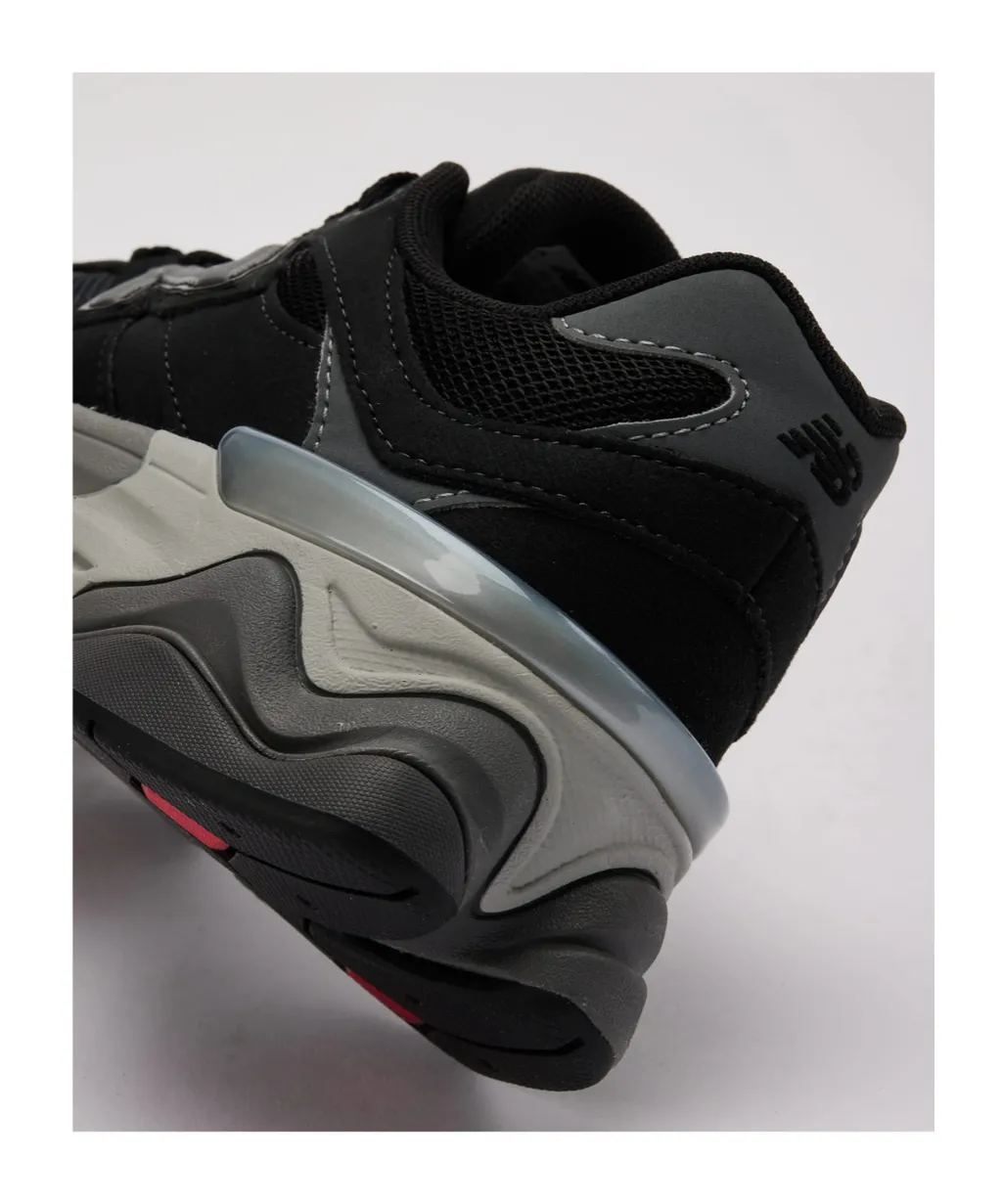9060 Lace-Up Sneakers