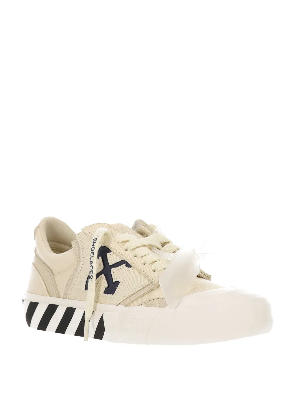Vulcanized Round Toe Lace-Up Sneakers