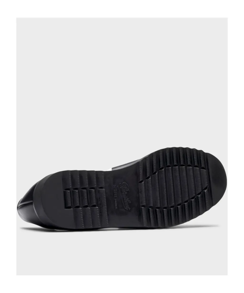 Hollowed-Out Flat Sandals