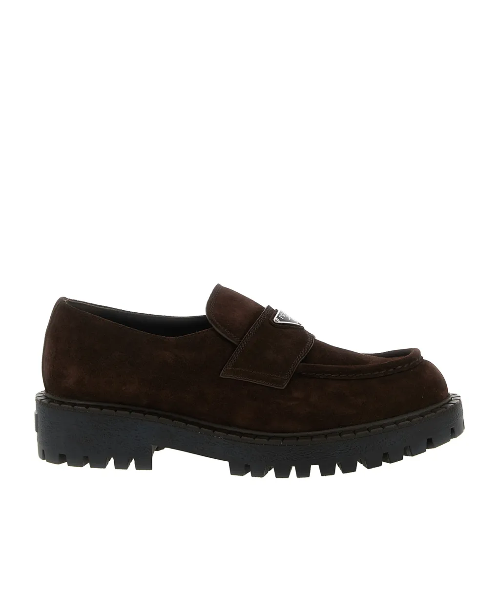 Logo Plaque Round Toe Loafers