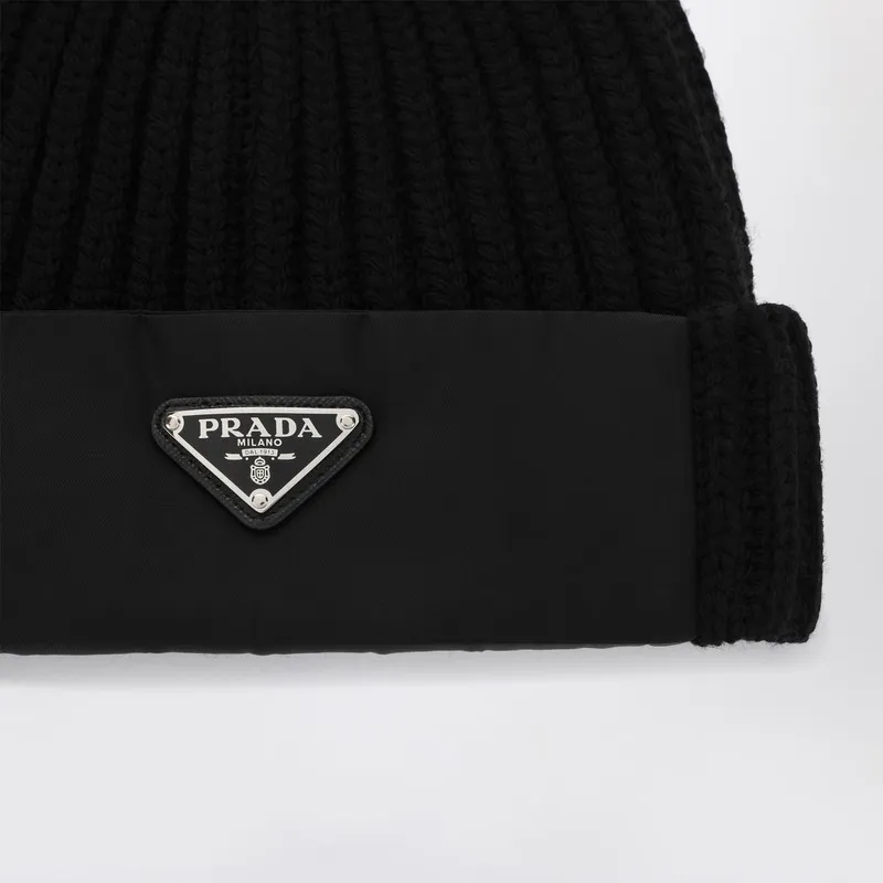 Ribbed-Knit Logo Plaque Beanie Hat