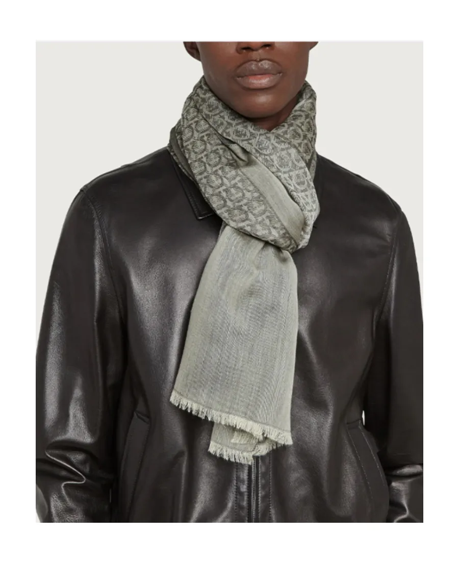 Logo Scarf