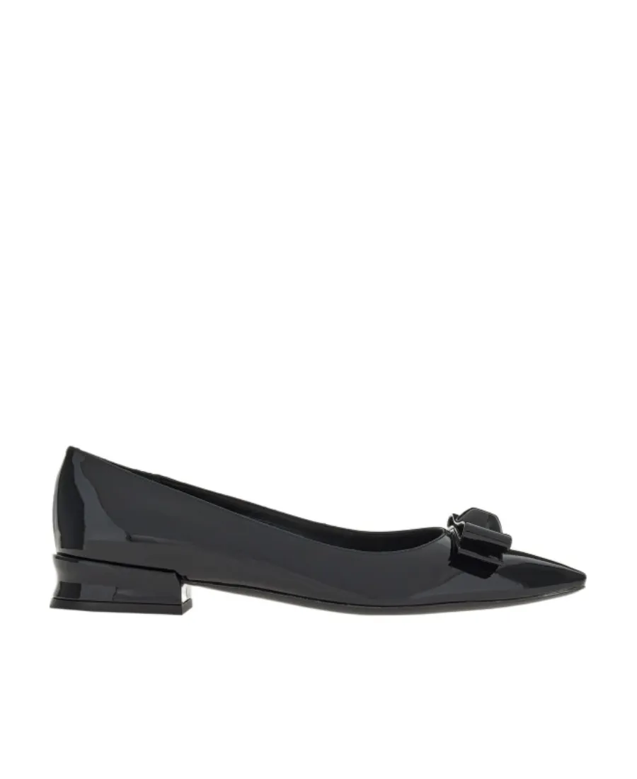 Vara Bow Leather Ballerina Shoes