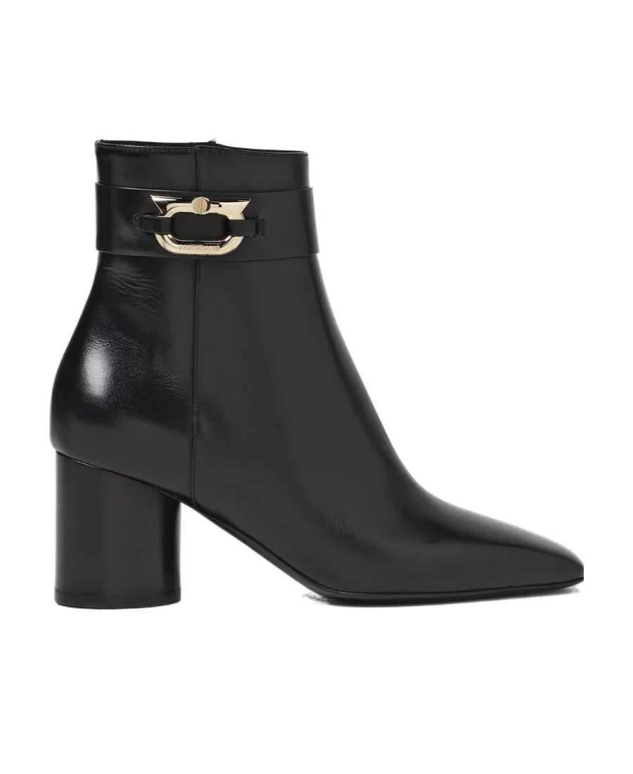 Pointed Toe Buckle Boots