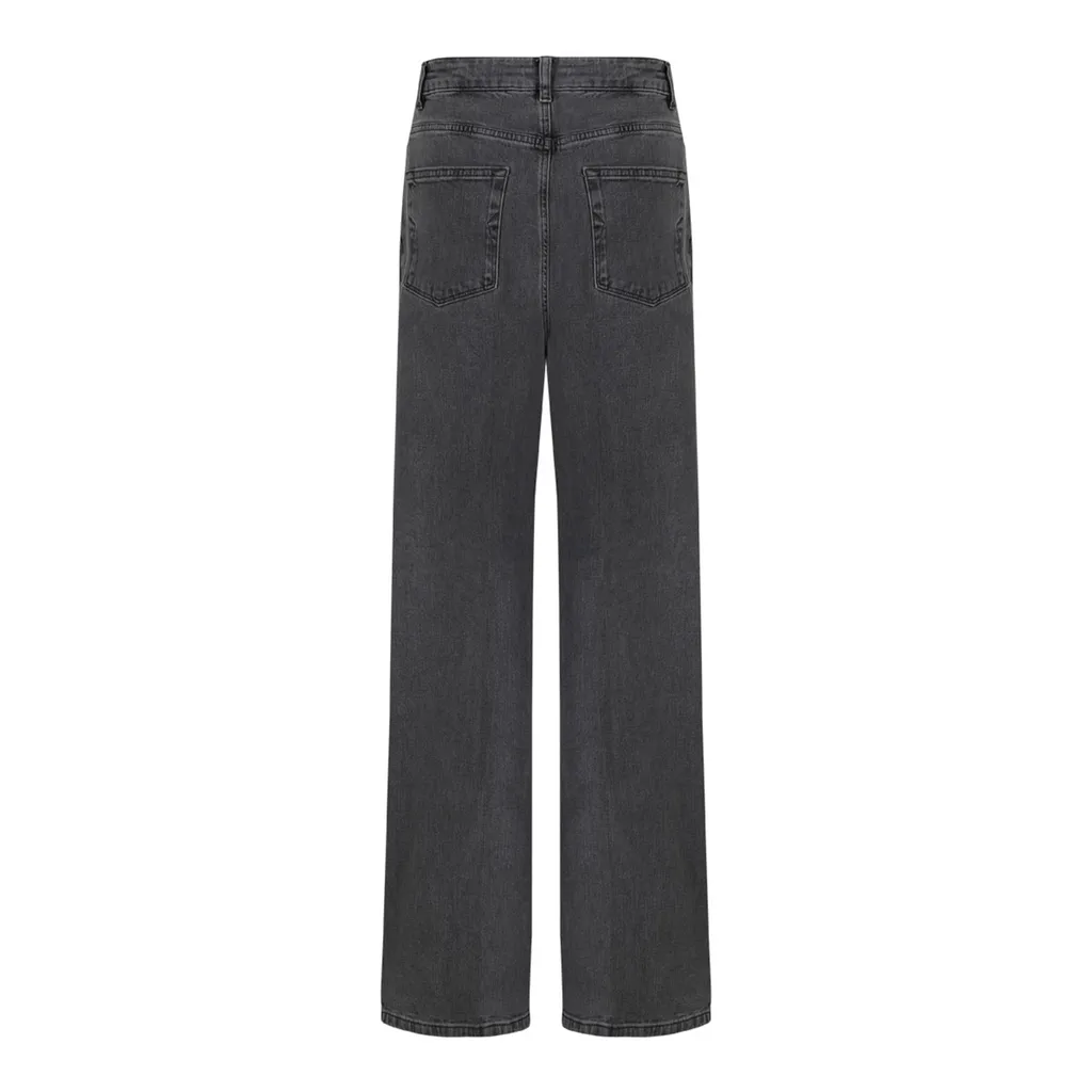 Wide-Leg Jeans