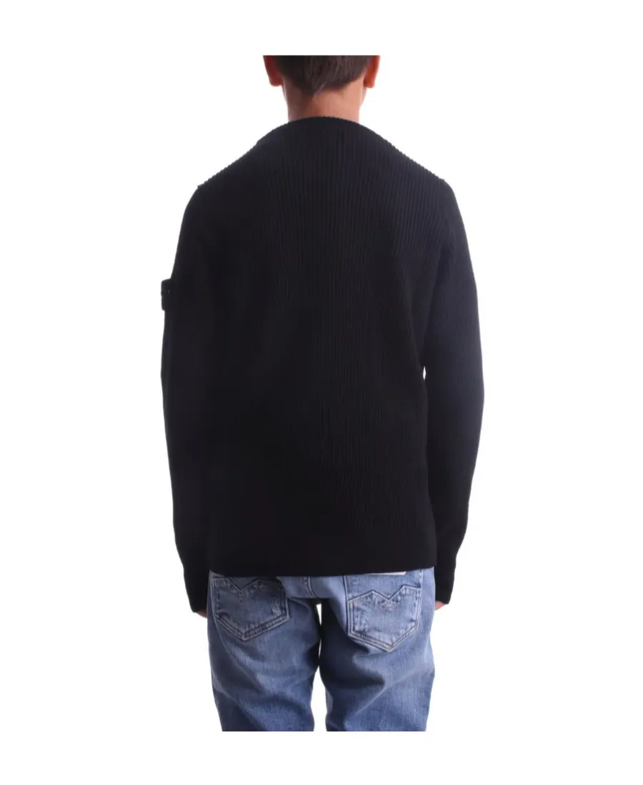 Long-Sleeved Round Neck Sweater