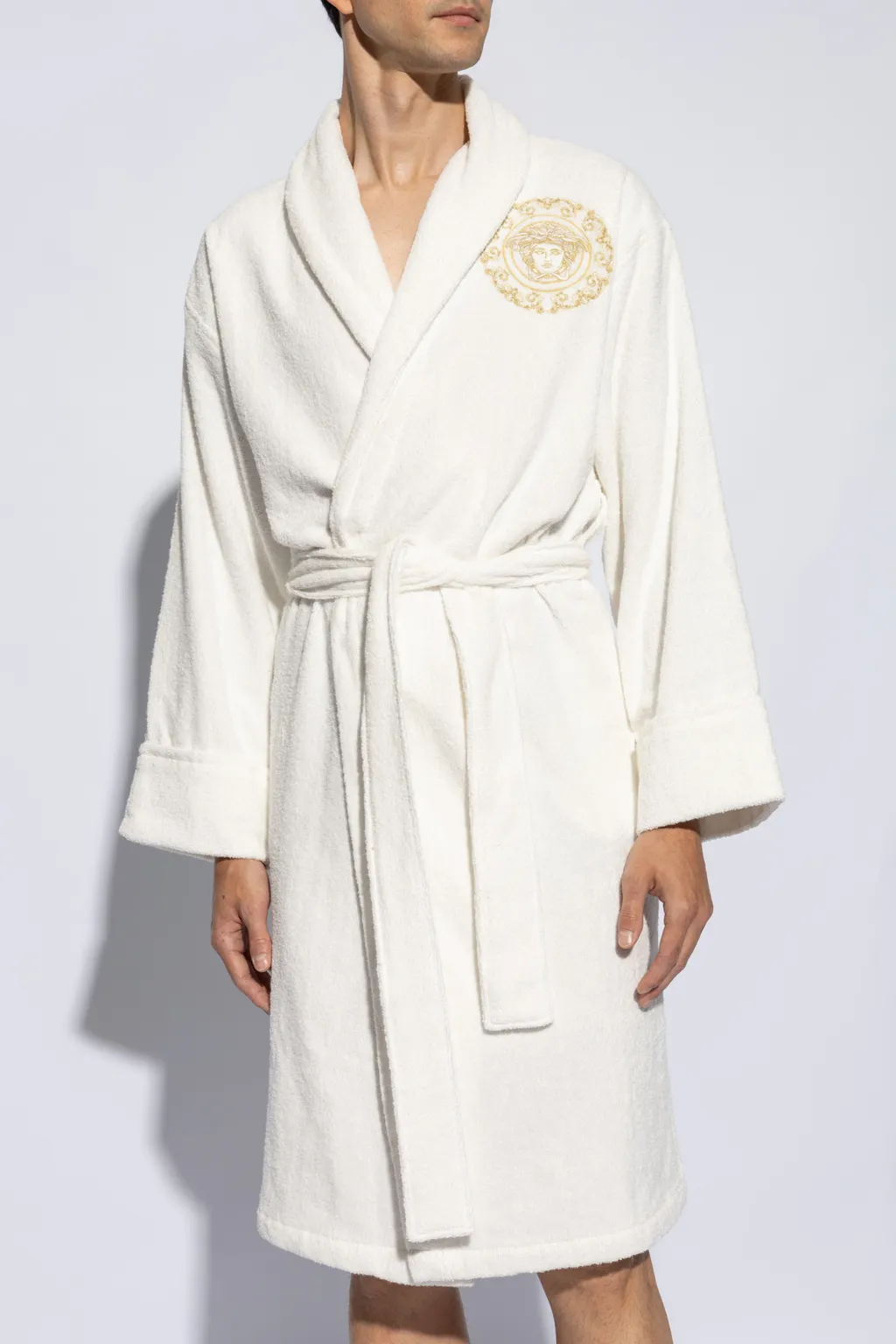 Long-Sleeved Bathrobe