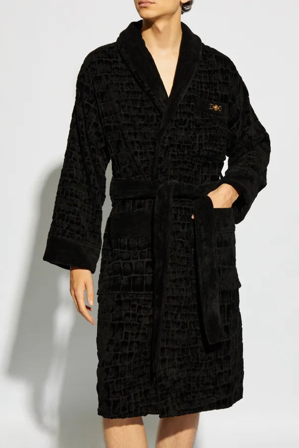 Long-Sleeved Bathrobe