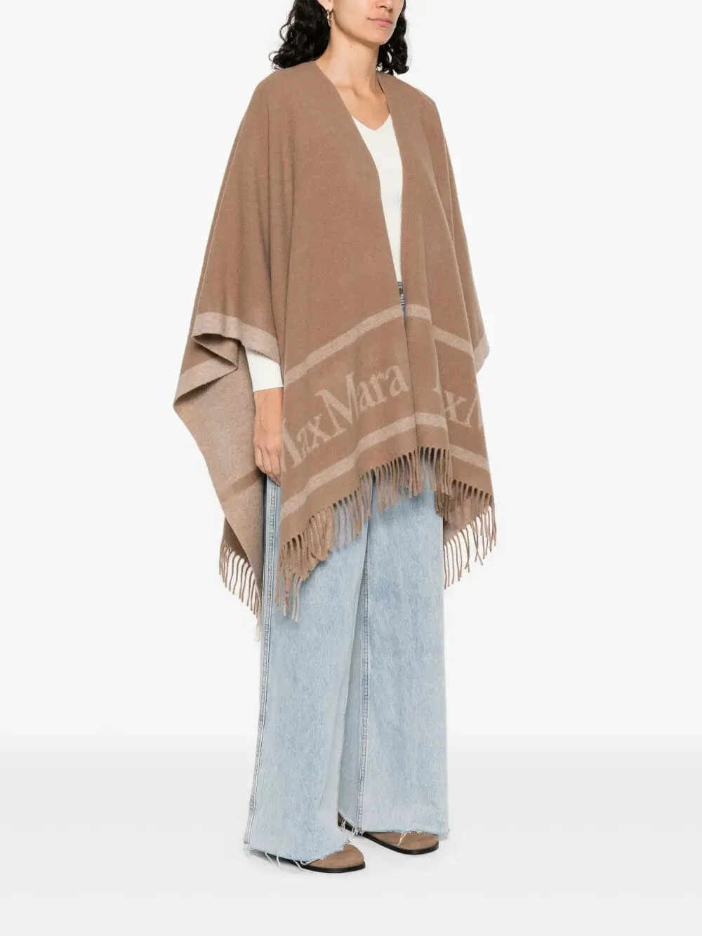Hildestd Fringed Edge Cape